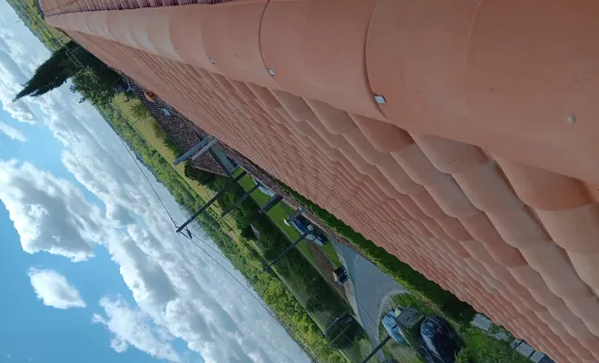 Réalisation d’une couverture à Aytré en tuile Romane canal, Rochefort, HD Rénovation